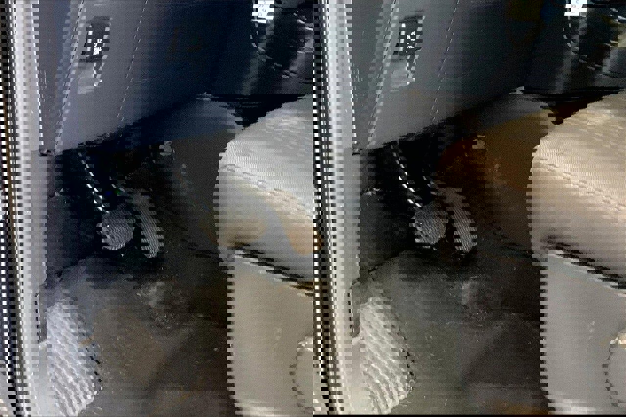 Used 2024 Ford F150 STX image 22