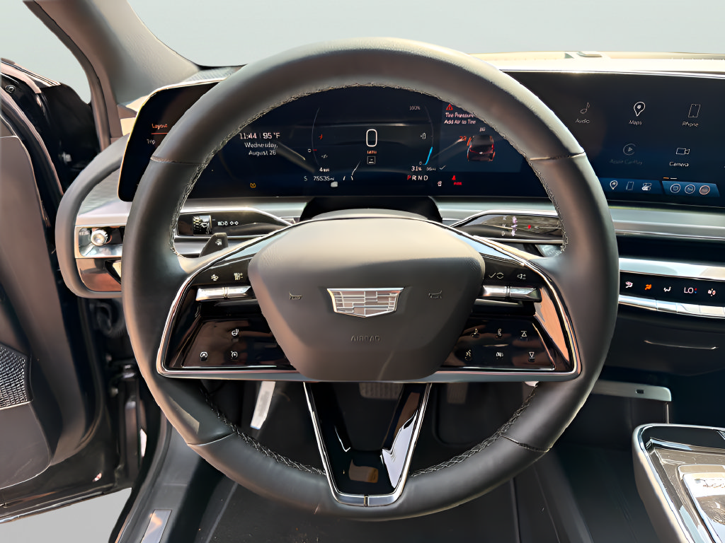 Used 2024 Cadillac Lyriq Sport AWD/4WD image 19