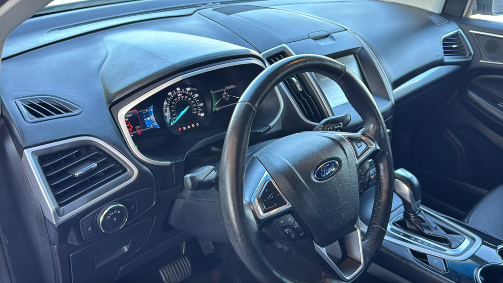 Used 2015 Ford Edge SEL w/ Equipment Group 201A FWD image 21