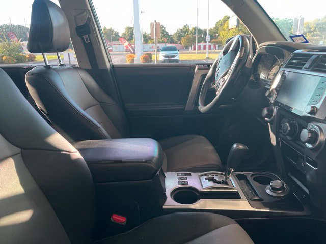 Used 2023 Toyota 4Runner SR5 Premium w/ Moonroof Package AWD/4WD image 16