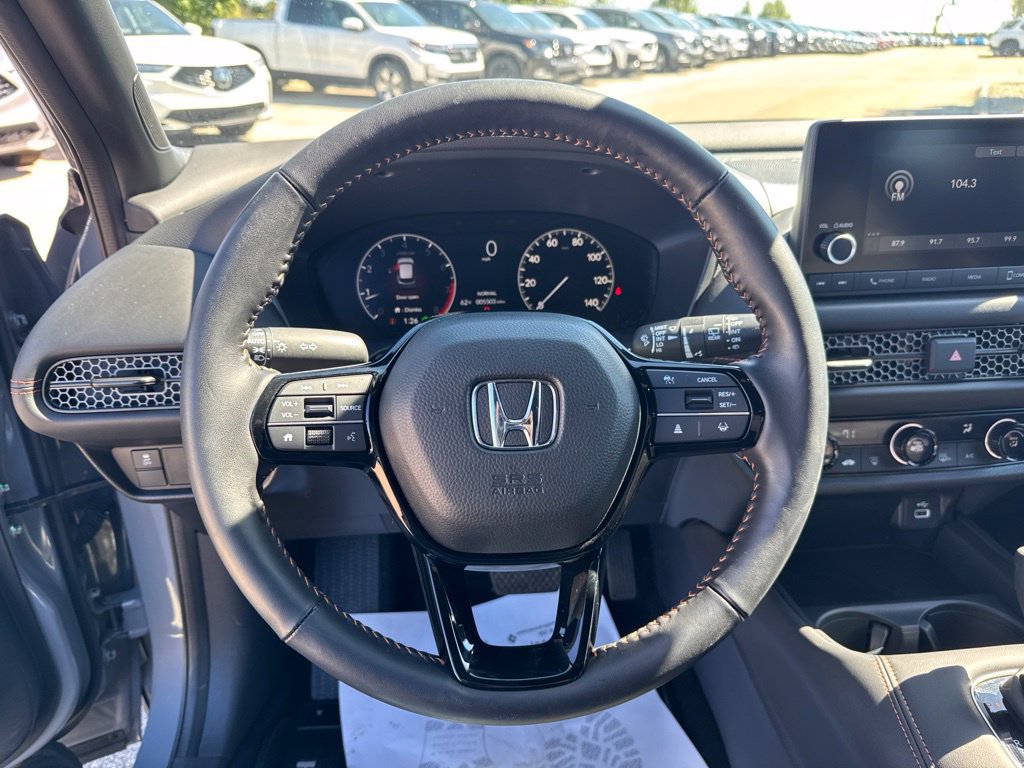 Certified 2025 Honda HR-V Sport image 15