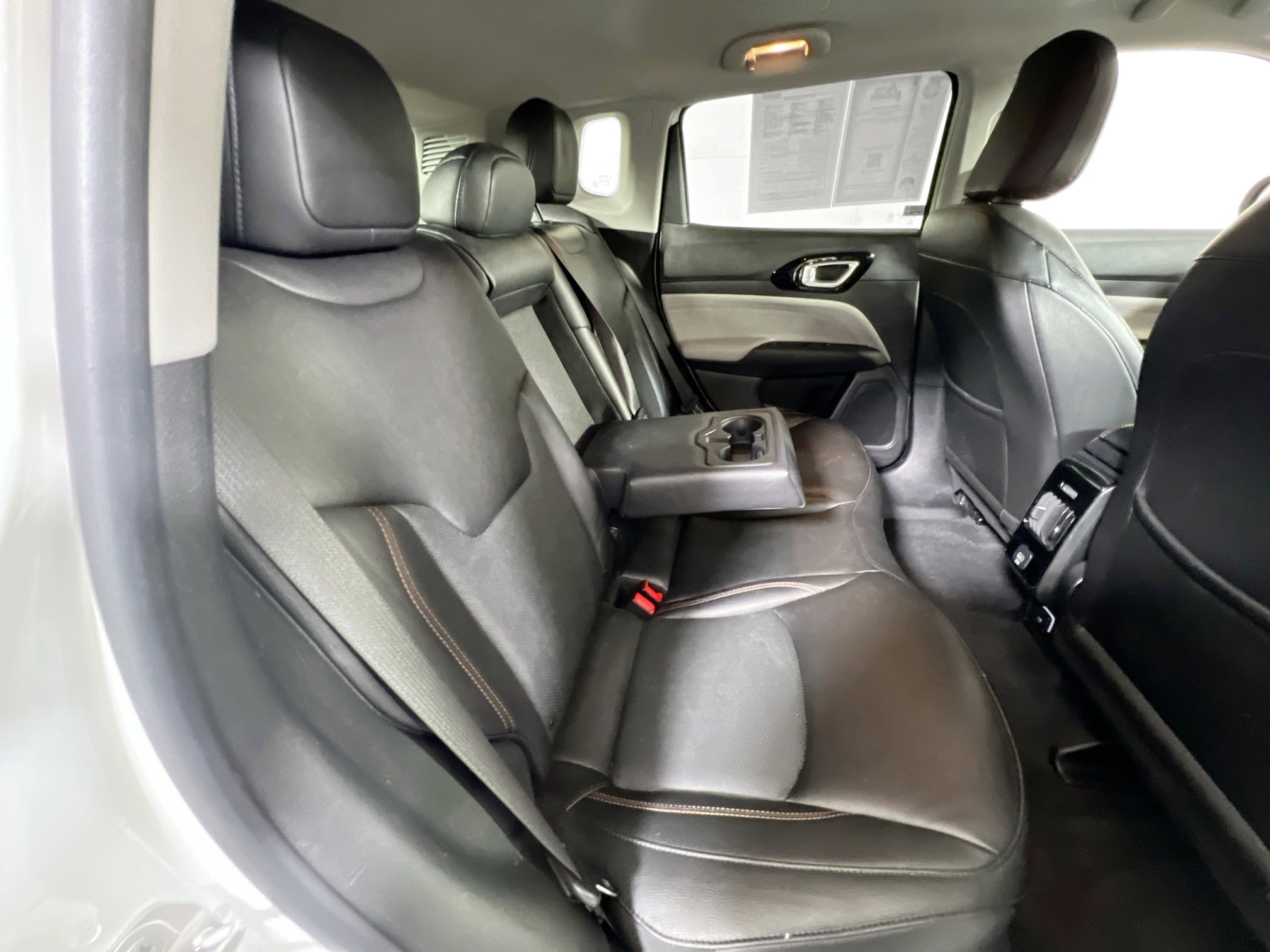 Used 2022 Jeep Compass Limited AWD/4WD image 25