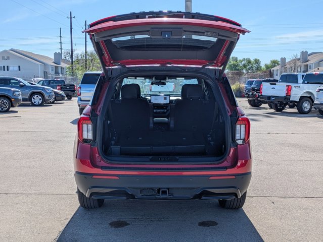 Used 2025 Ford Explorer ST-Line image 5