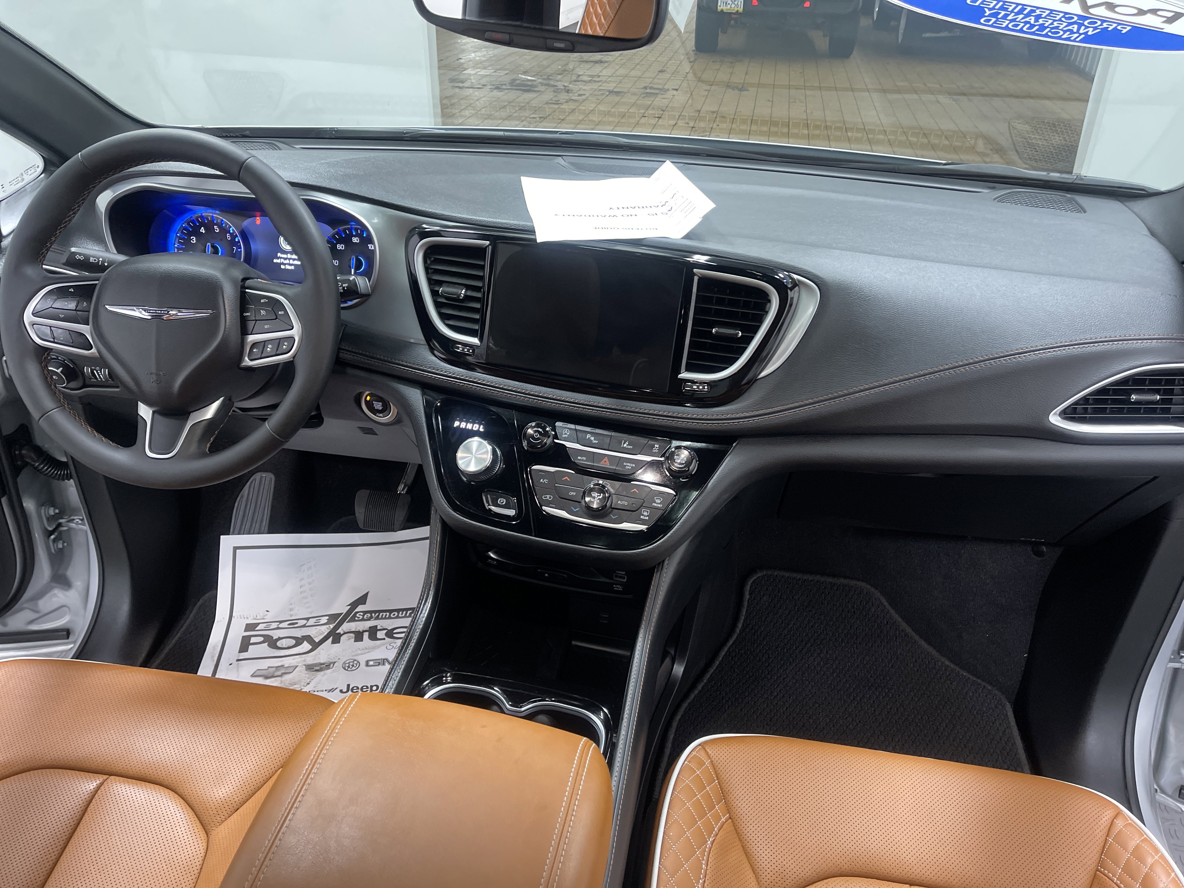 Used 2026 Chrysler Pacifica Pinnacle image 26