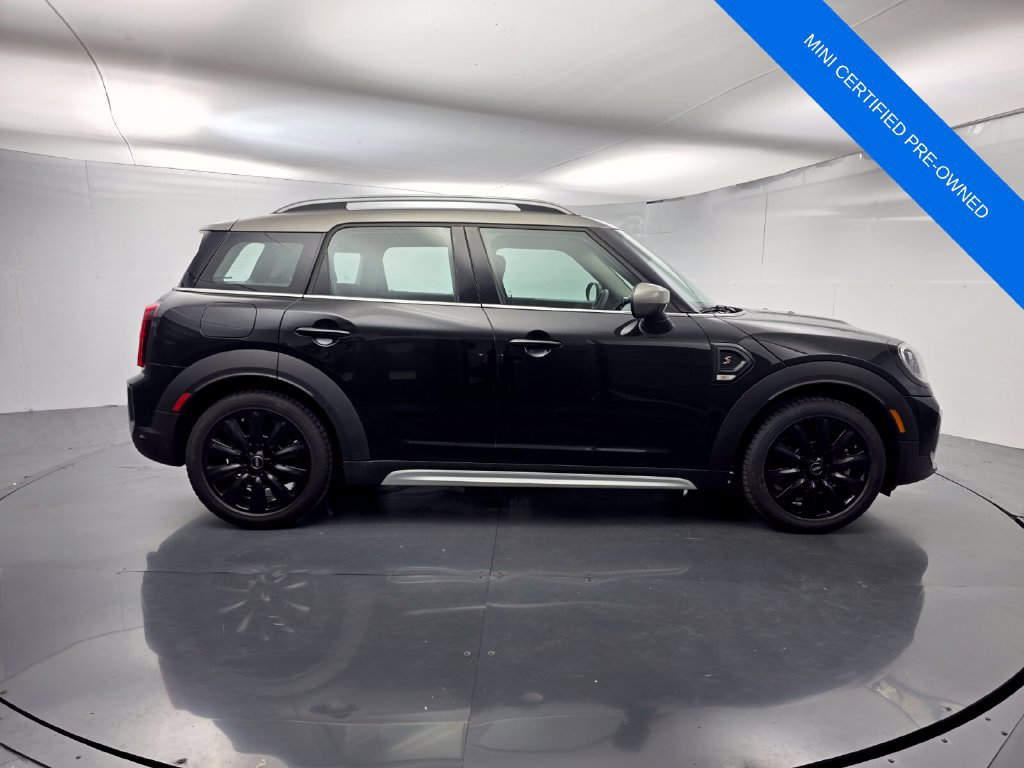 Used 2024 MINI Cooper Countryman S w/ Premium Package FWD image 3