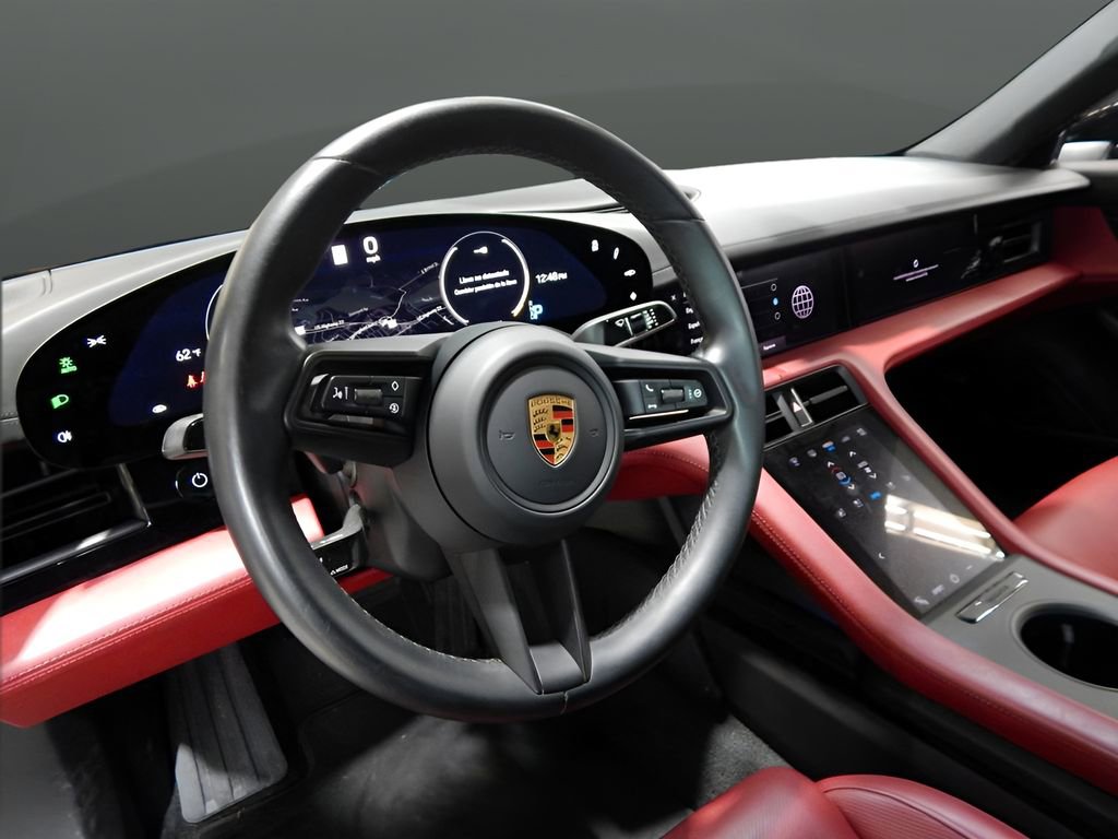 Used 2020 Porsche Taycan 4S image 17