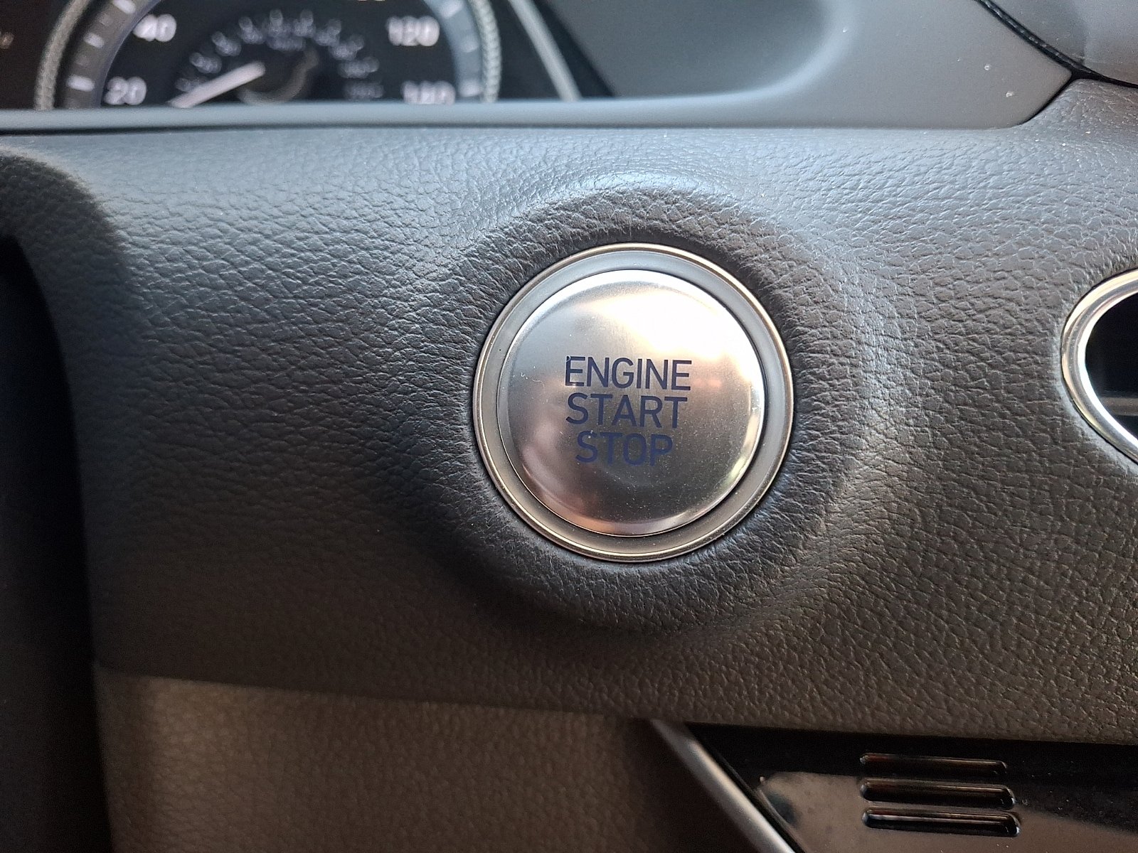 Certified 2023 Hyundai Sonata SEL FWD image 23