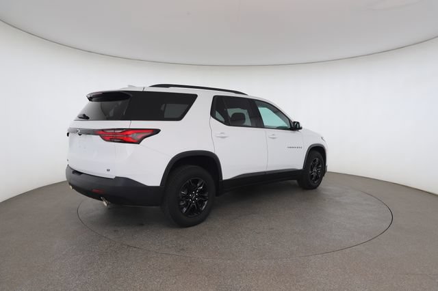 Used 2023 Chevrolet Traverse LT FWD image 19