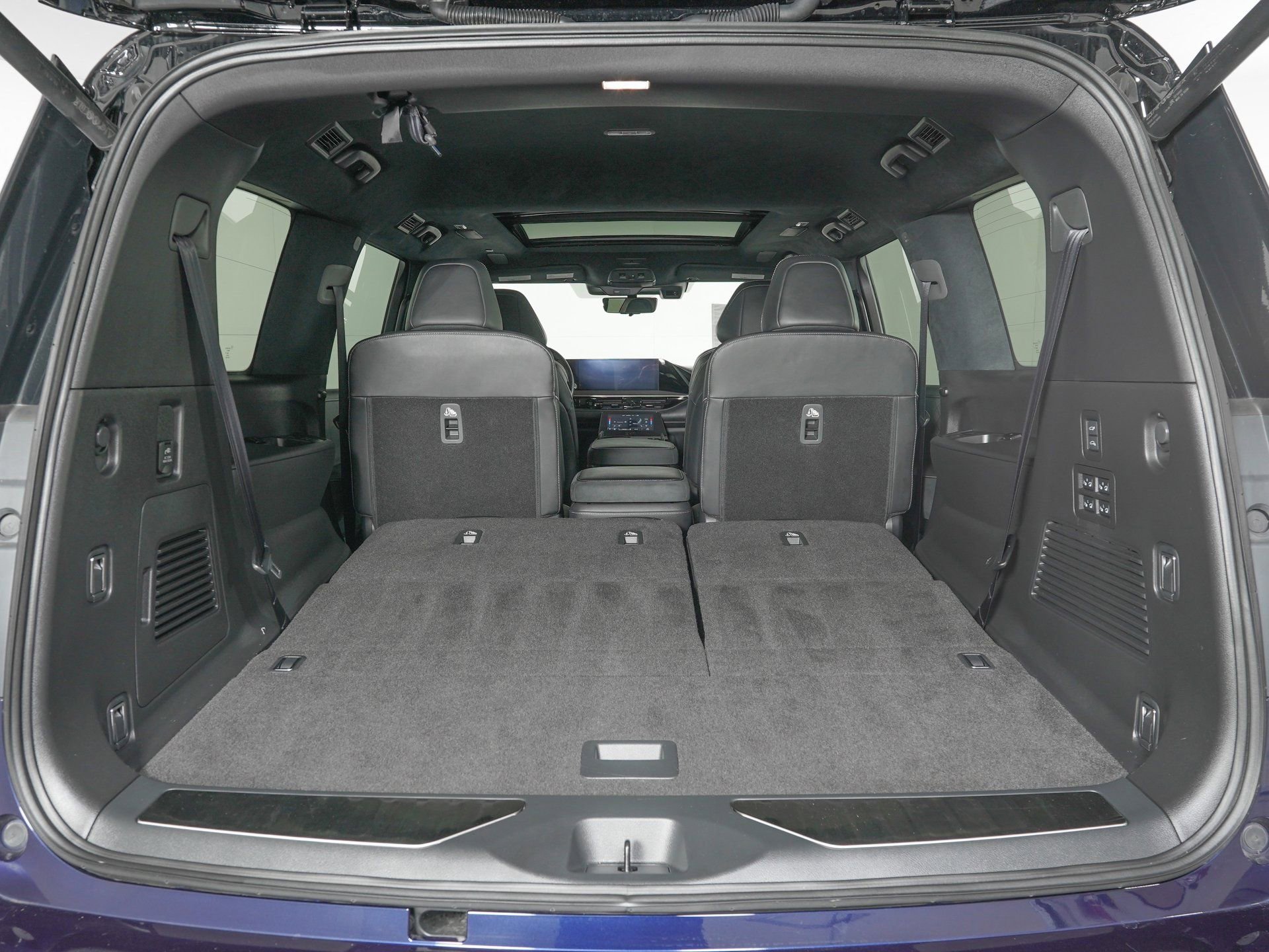 Used 2025 INFINITI QX80 Autograph AWD/4WD image 13