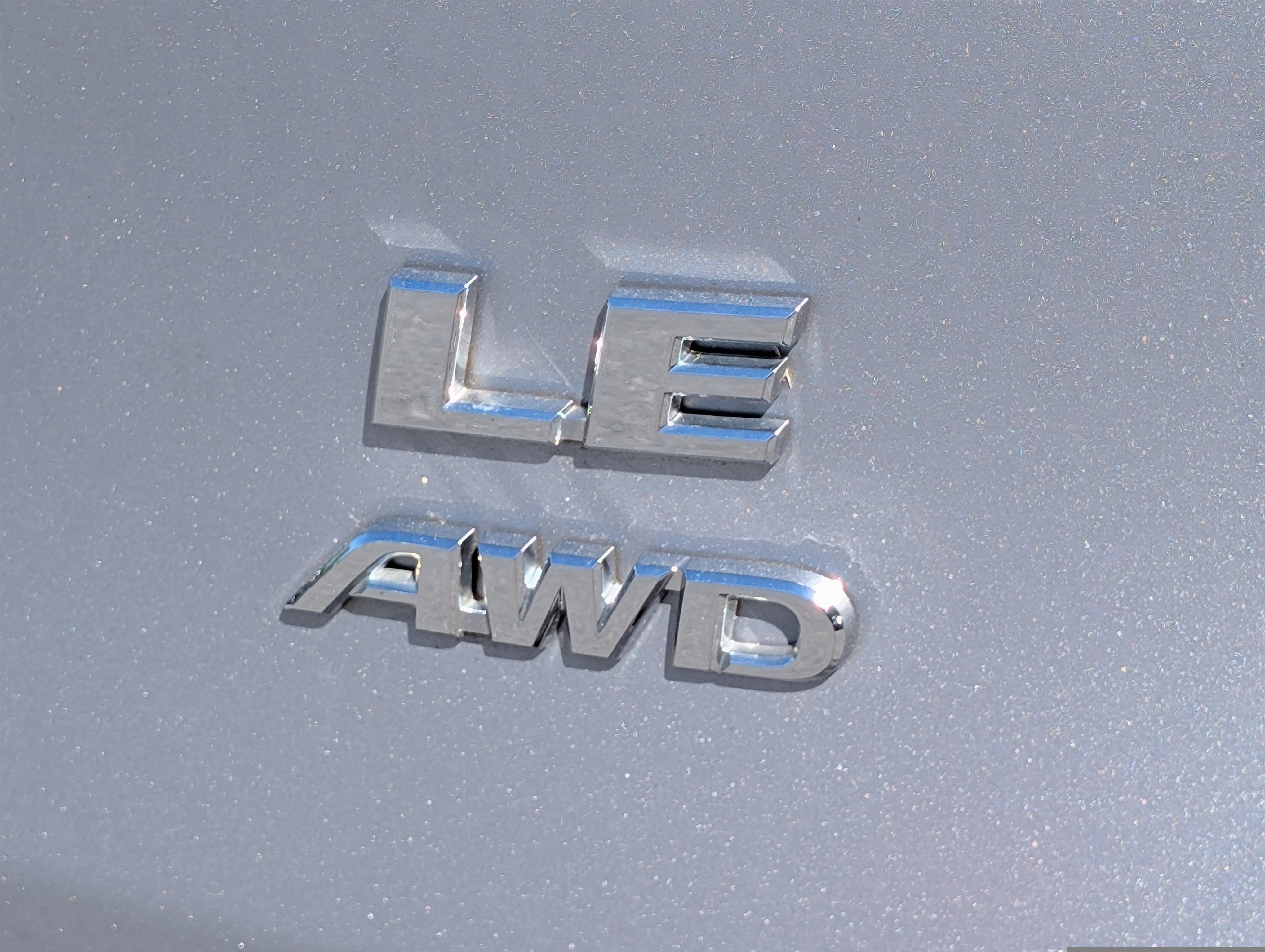 Used 2022 Toyota RAV4 LE AWD/4WD image 9