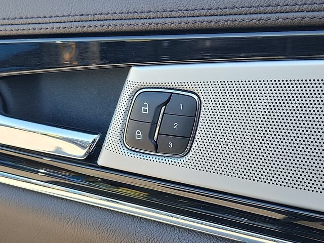 Used 2023 Lincoln Nautilus Reserve w/ Equipment Group 202A AWD/4WD image 27