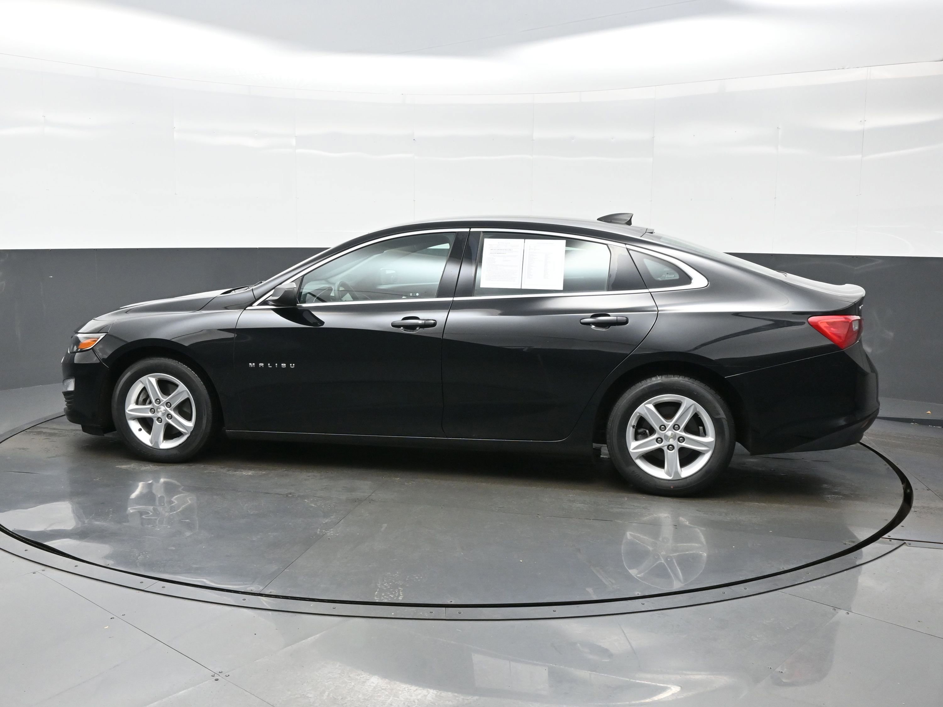Used 2019 Chevrolet Malibu LS w/ LPO, Convenience Package 1 image 3