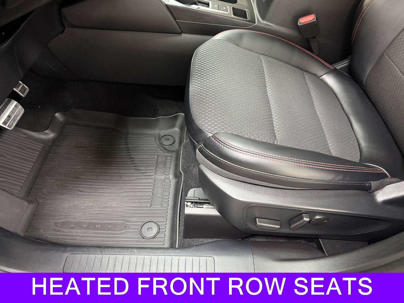 Used 2024 Ford Escape ST-Line w/ Tech Pack #1 AWD/4WD image 9