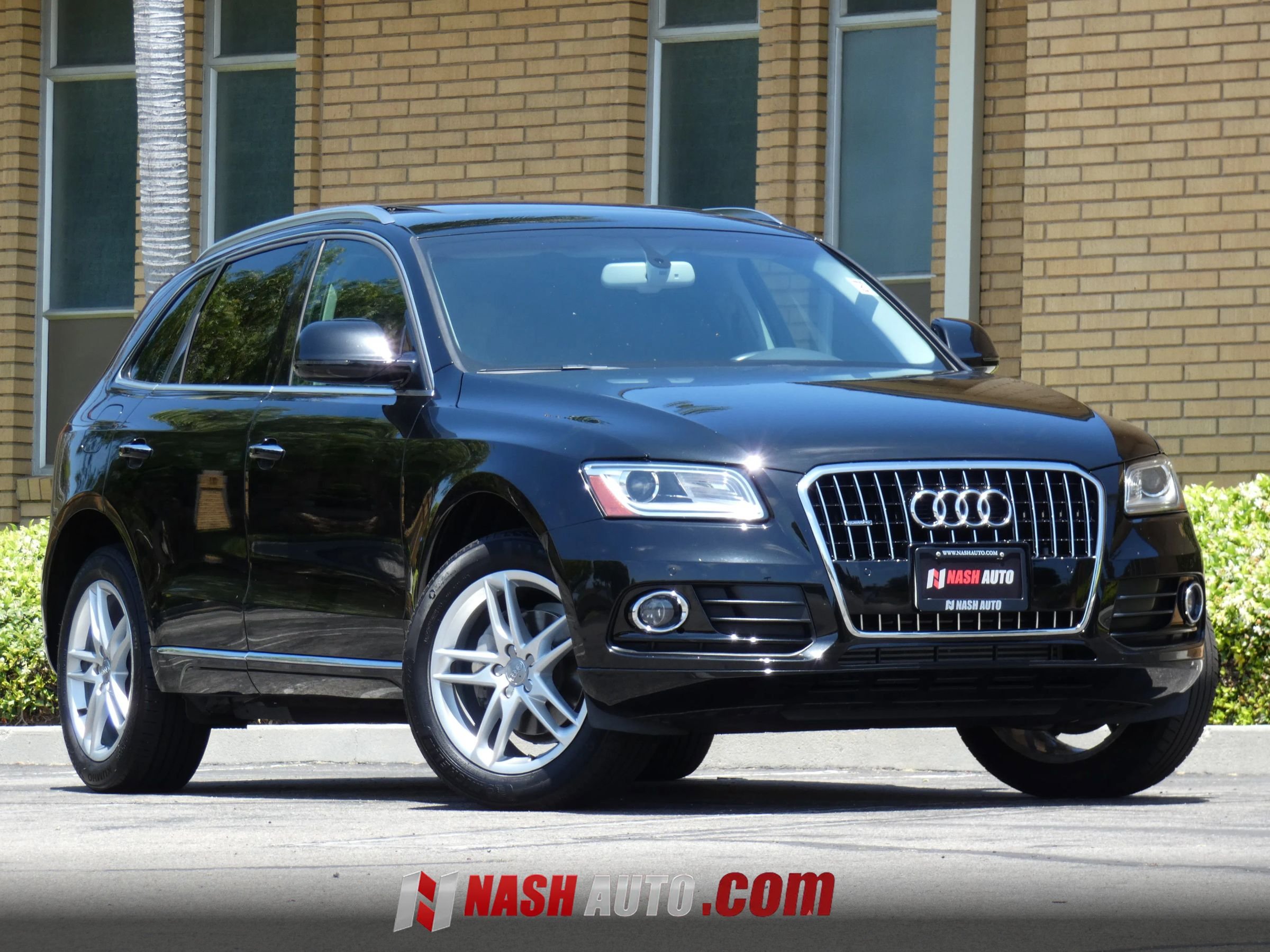 Used 2016 Audi Q5 2.0T Premium Plus w/ Technology Package AWD/4WD image 1