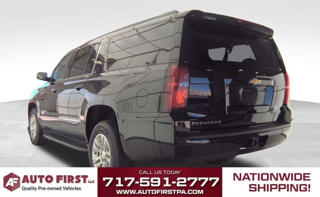 Used 2020 Chevrolet Suburban LT image 5