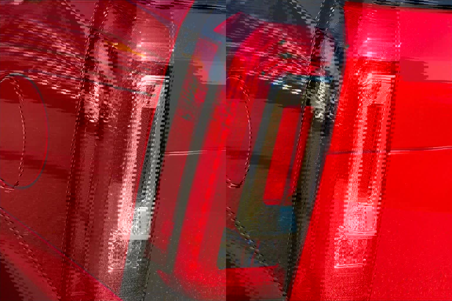 Used 2015 GMC Yukon SLT w/ HD Trailering Package image 28