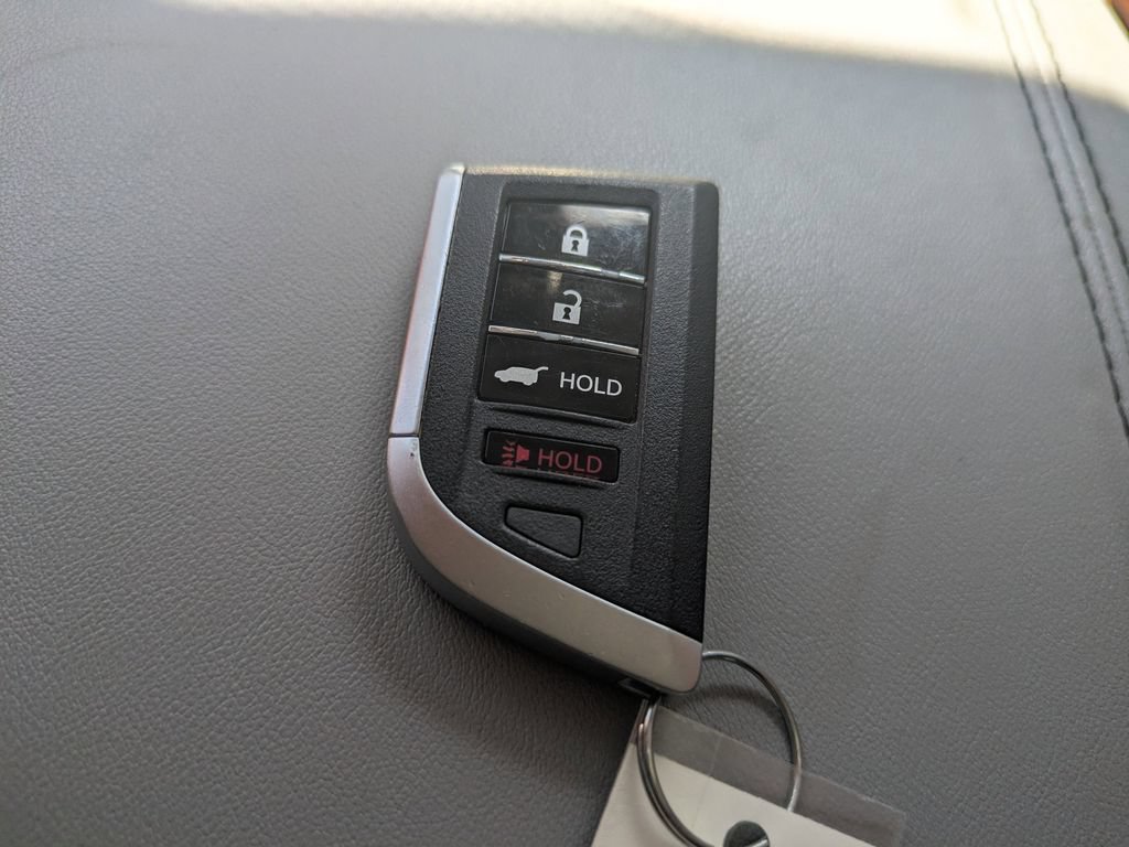 Used 2022 Acura MDX FWD w/ Technology Package image 32