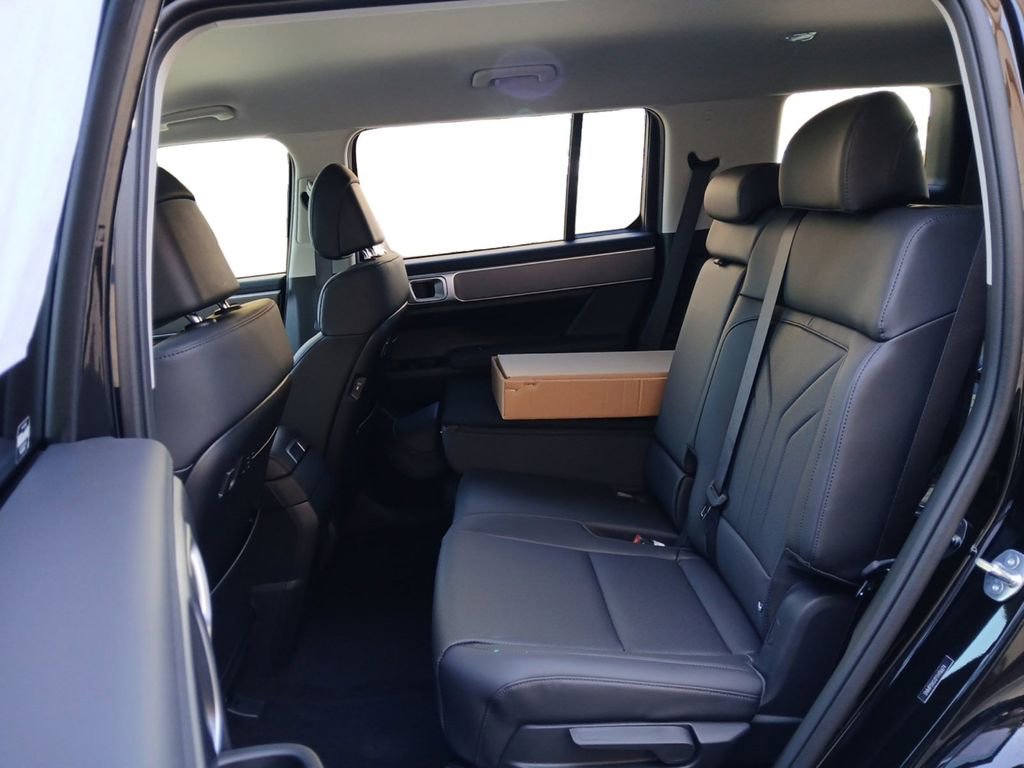 New 2026 Hyundai Santa Fe SEL FWD image 13