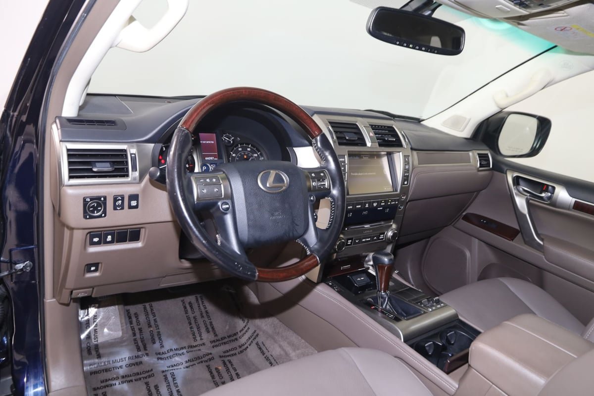 Used 2019 Lexus GX 460 Premium AWD/4WD image 27