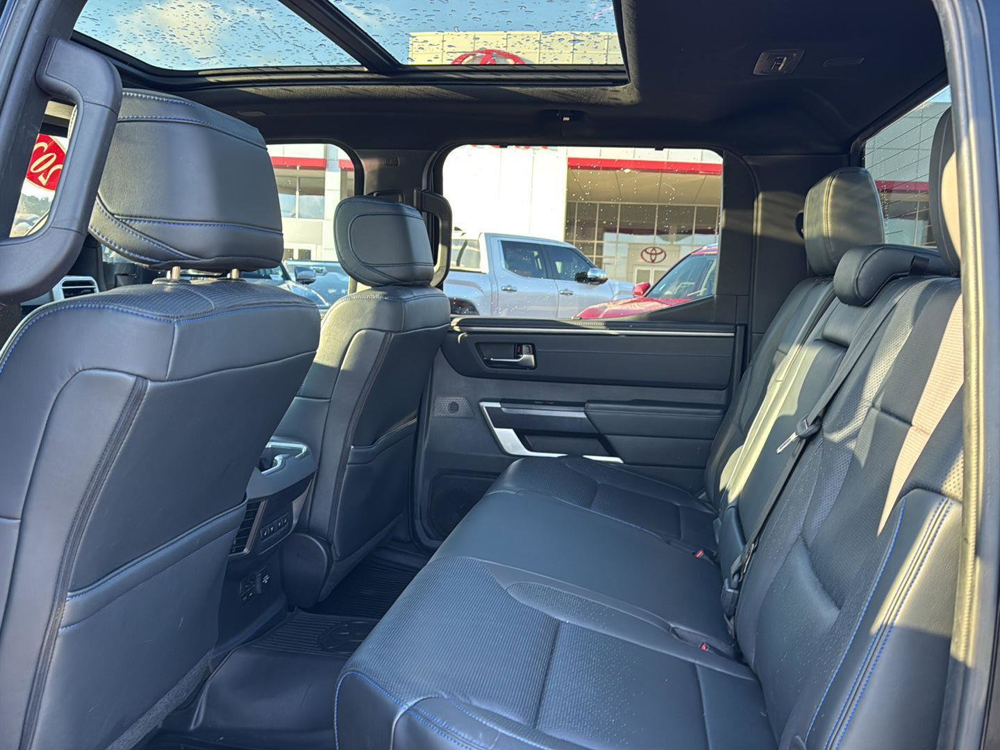 Used 2022 Toyota Tundra Platinum w/ Advanced Package image 9