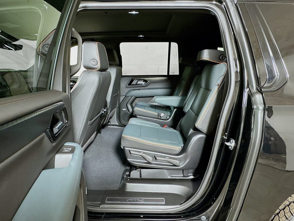 New 2026 GMC Yukon XL AT4 w/ AT4 Premium Package AWD/4WD image 13