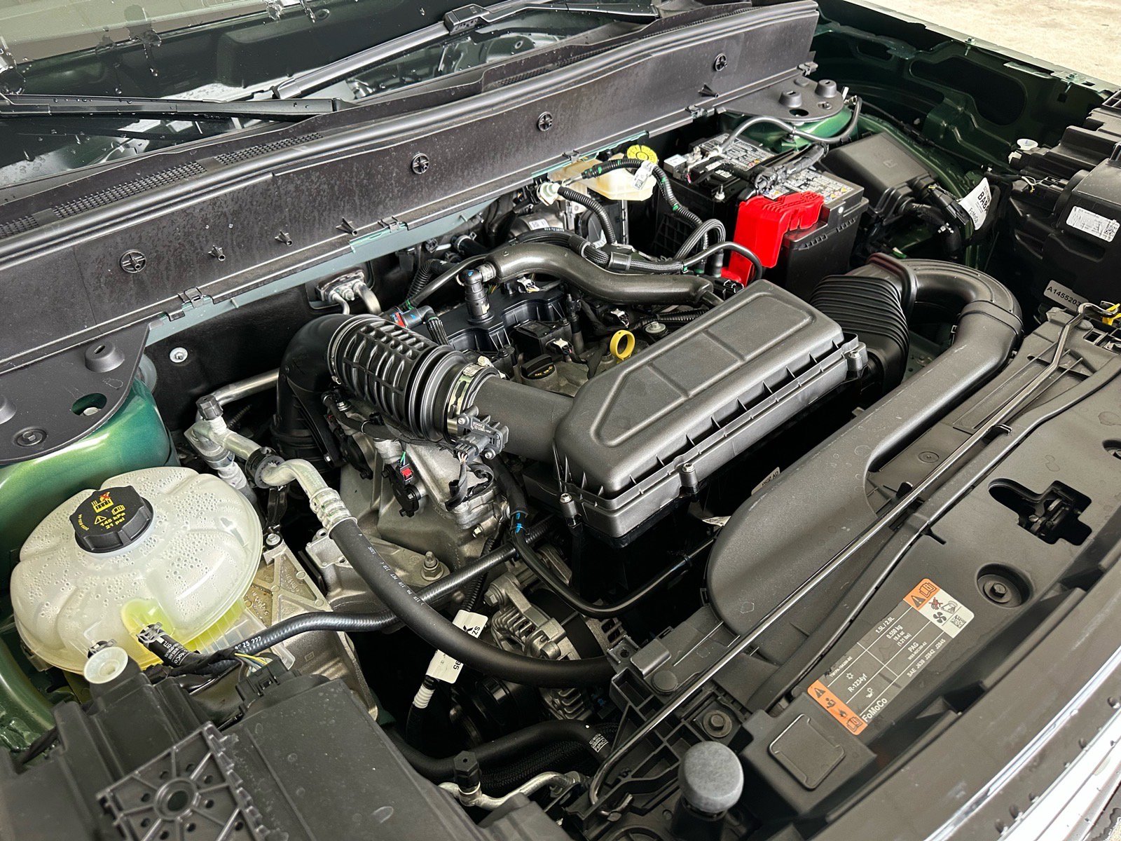 Certified 2025 Ford Bronco Sport Outer Banks w/ Outer Banks Tech Package+ AWD/4WD image 15