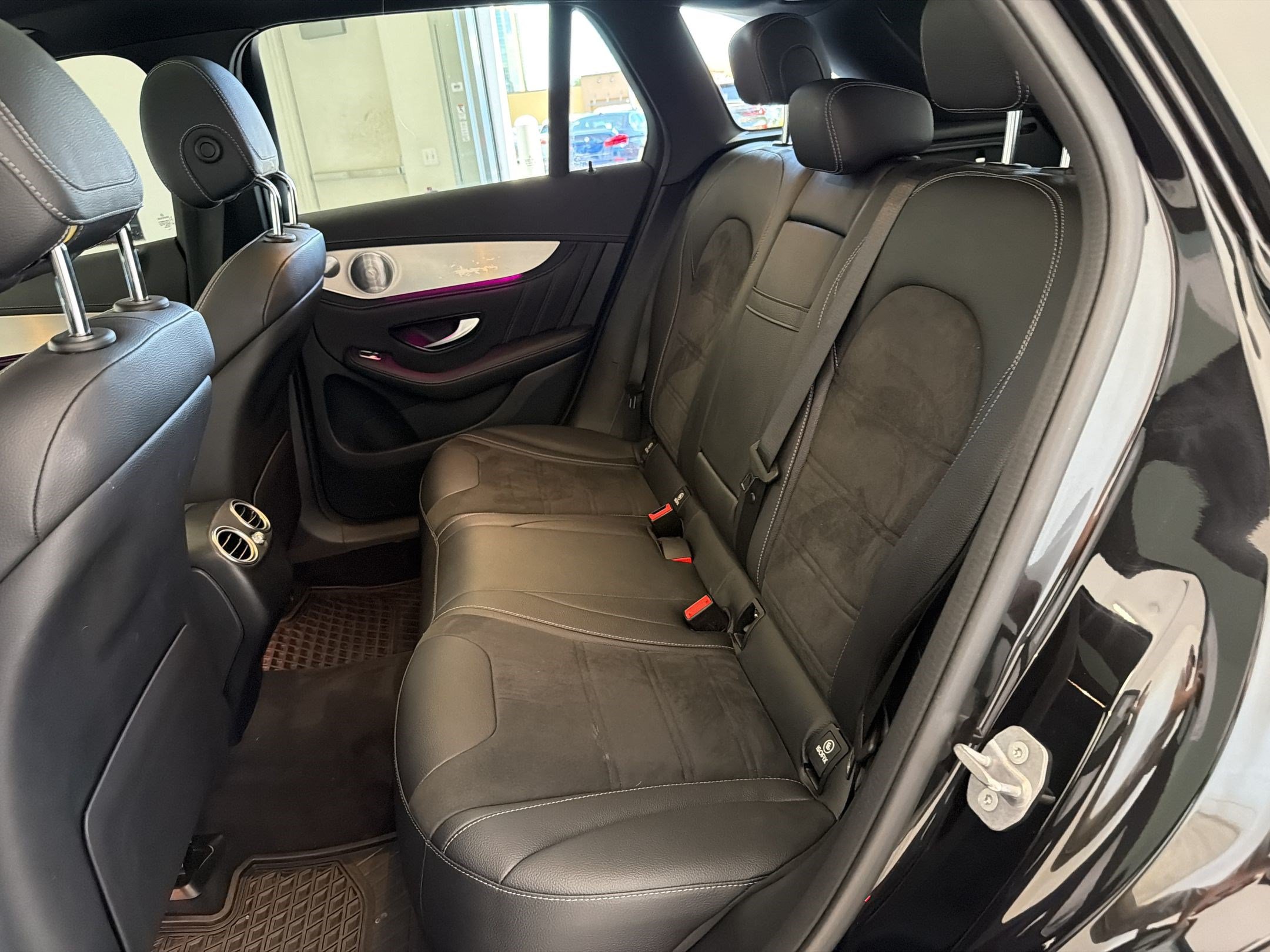 Used 2020 Mercedes-Benz GLC 63 AMG 4MATIC image 23