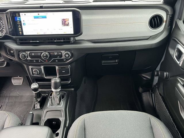 Used 2024 Jeep Wrangler Sport image 17