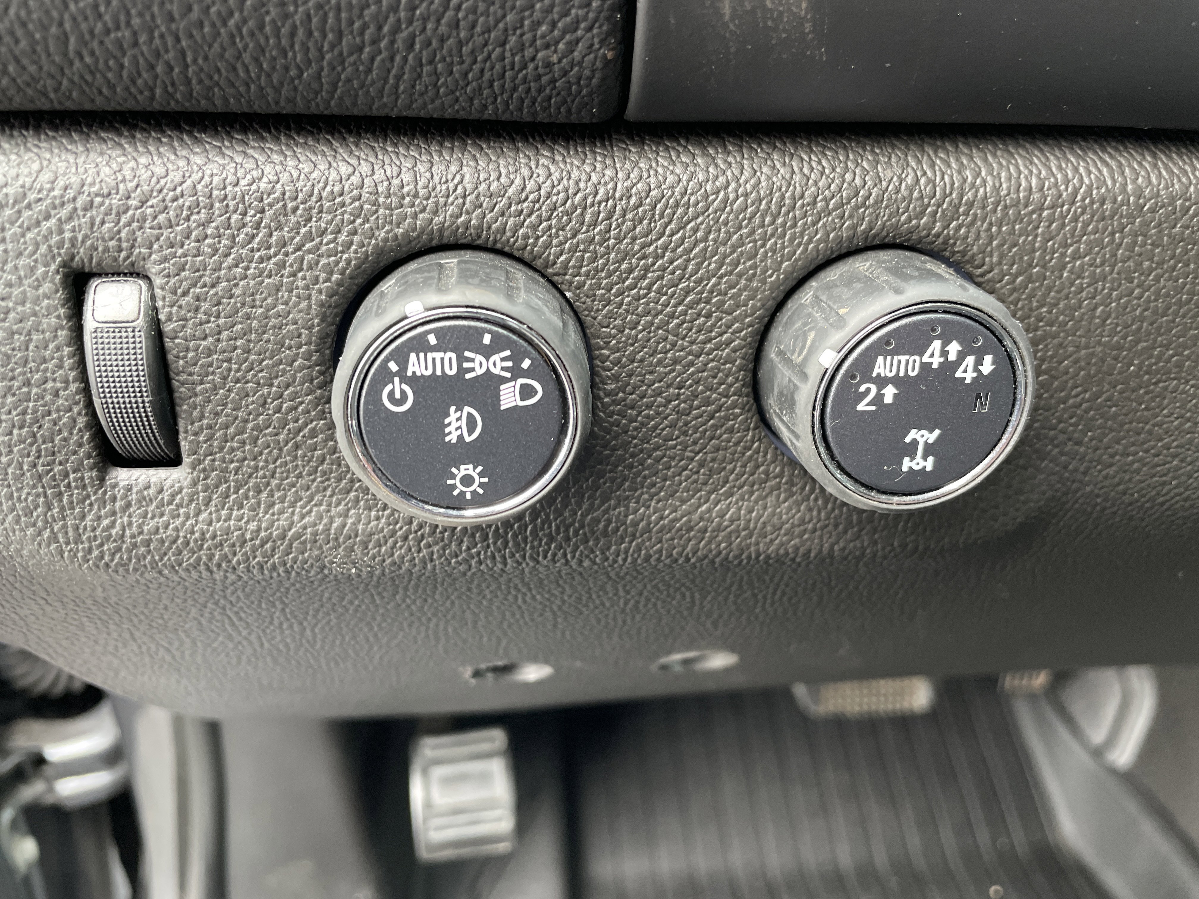 Used 2021 Chevrolet Colorado LT w/ Safety Package image 27