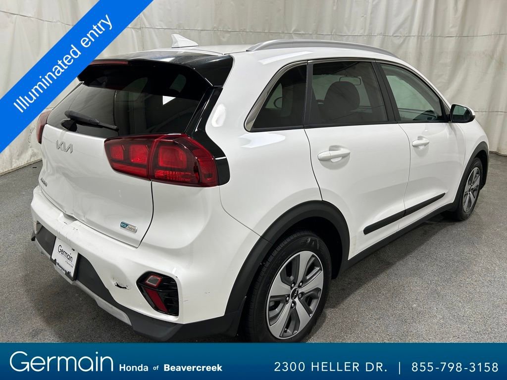 Used 2022 Kia Niro LX image 9
