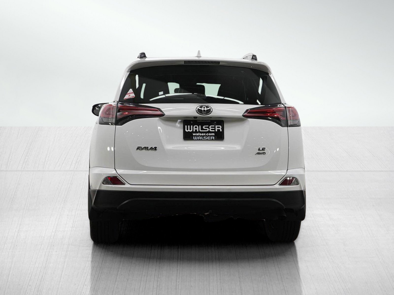 Used 2018 Toyota RAV4 LE w/ All Weather Liner Package image 4