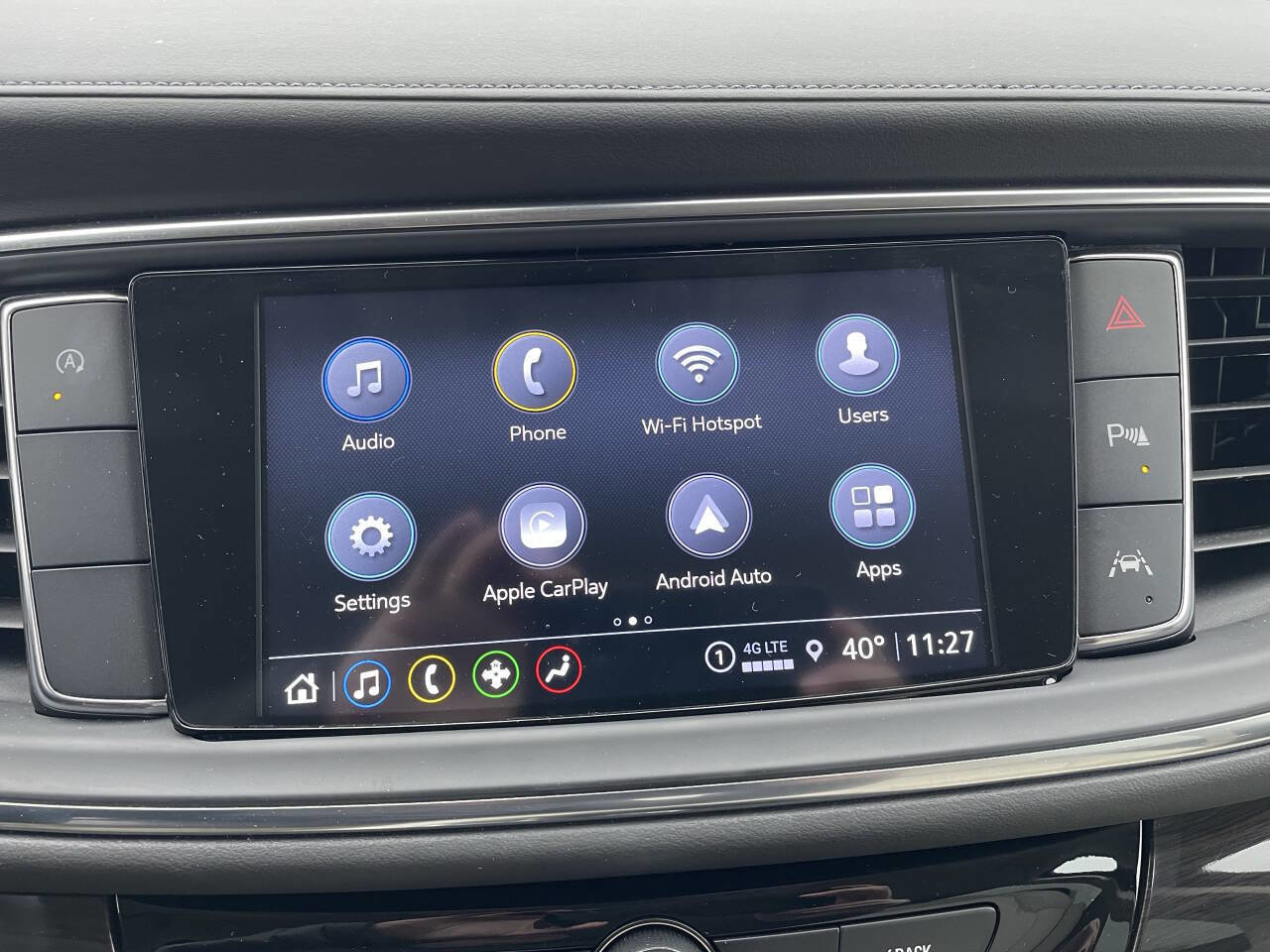 Used 2024 Buick Enclave Essence image 19