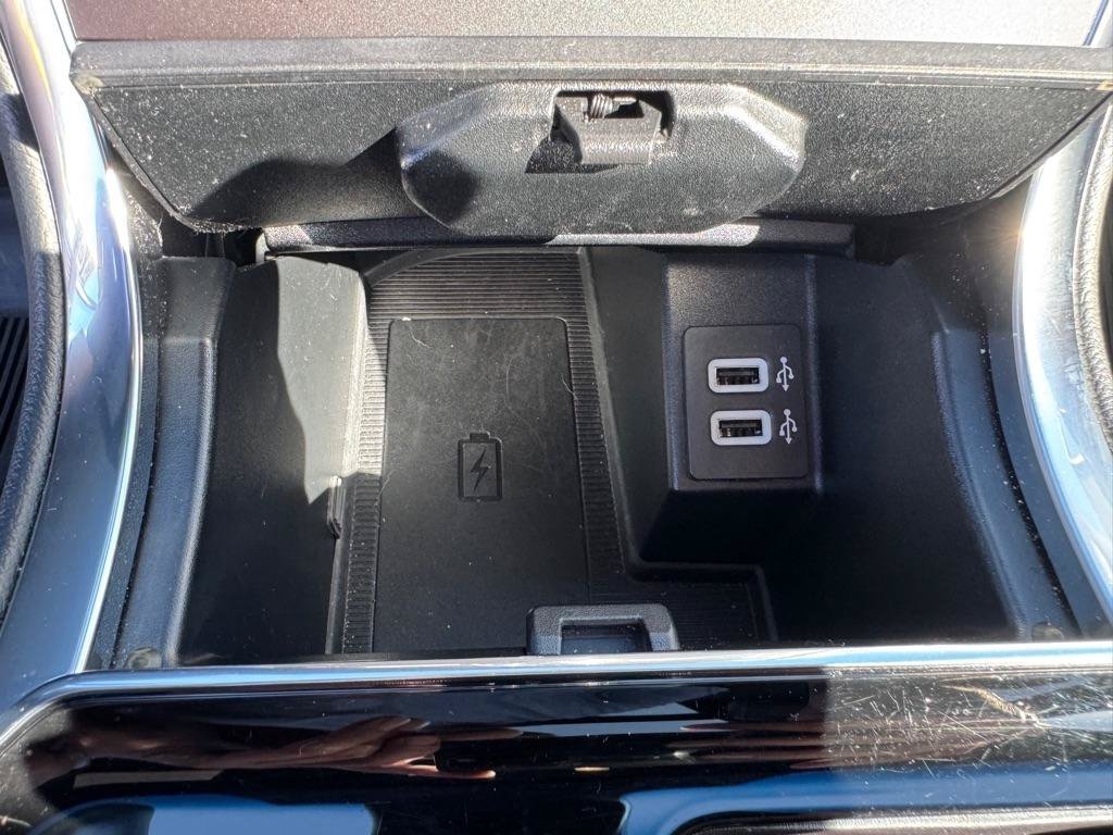 Used 2019 Ford Edge ST w/ Convenience Package AWD/4WD image 37