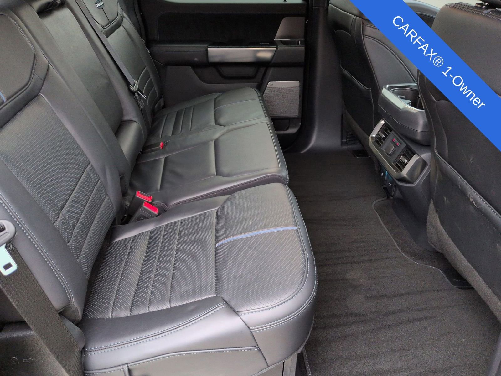 Used 2025 Ford F150 Platinum image 24