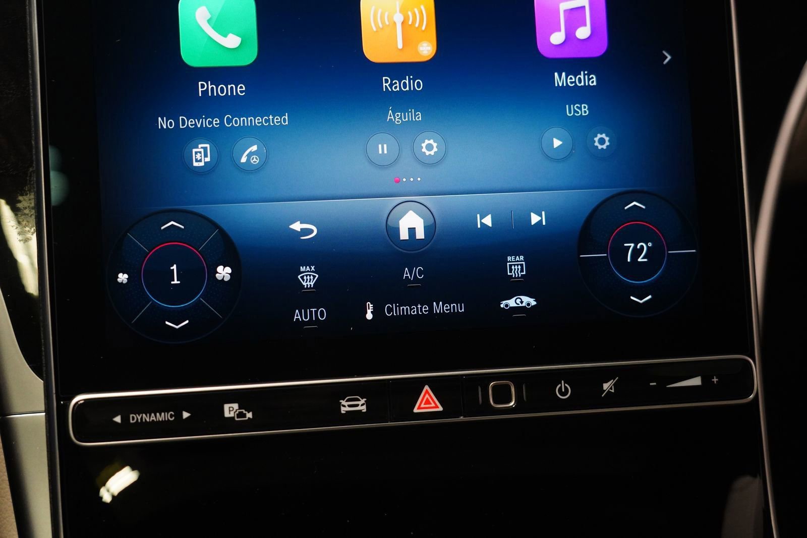 New 2026 Mercedes-Benz C 300 4MATIC Sedan image 28