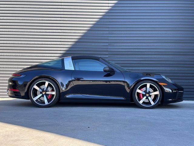 Certified 2024 Porsche 911 Targa 4S image 9