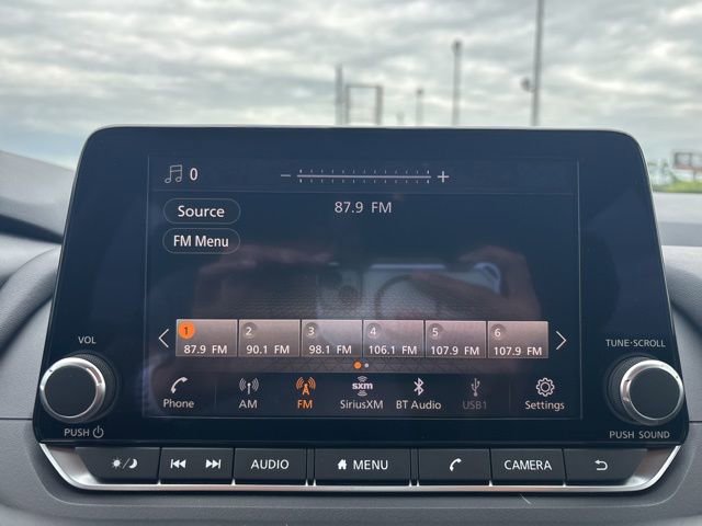 New 2026 Nissan Rogue SV FWD image 28