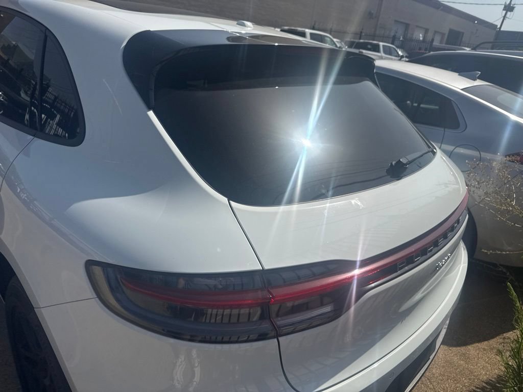 Used 2021 Porsche Macan AWD/4WD image 33