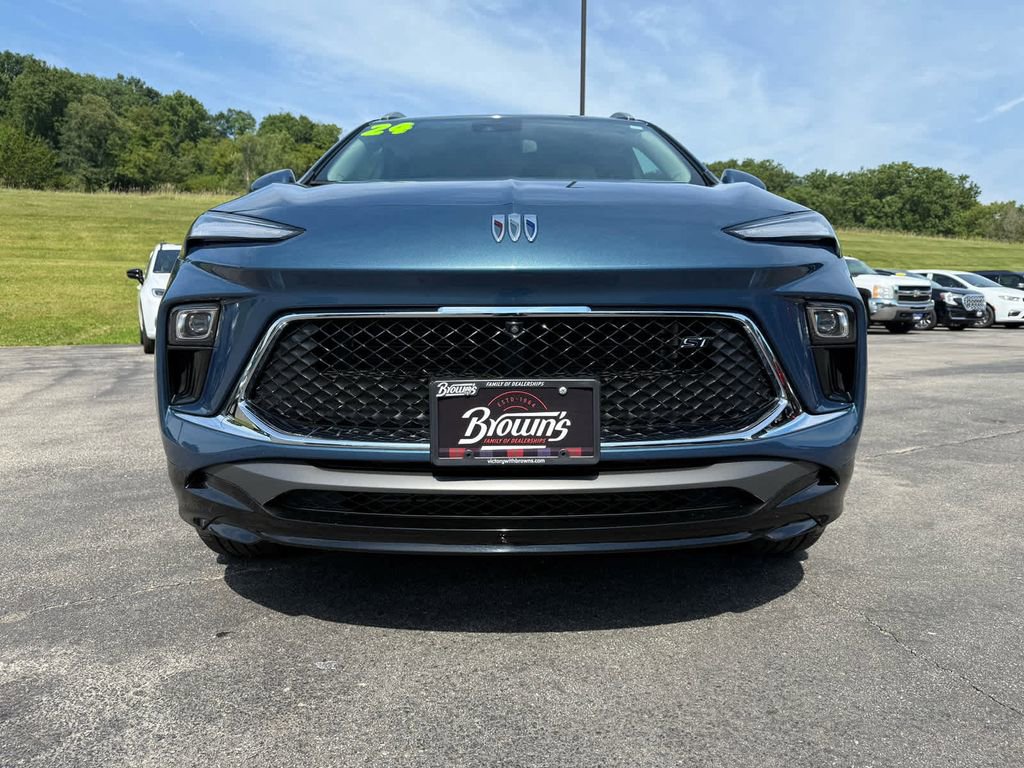 Used 2024 Buick Encore GX Sport Touring w/ Advanced Technology Package image 11