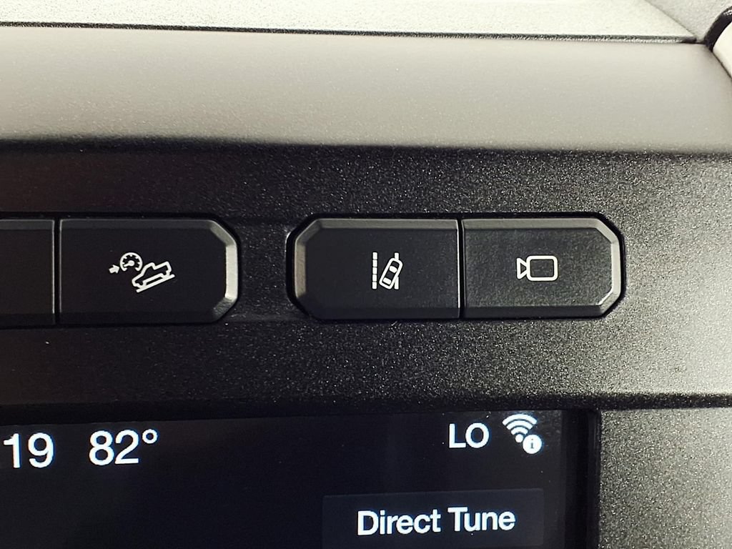 Used 2018 Ford F350 Platinum w/ Platinum Ultimate Package AWD/4WD image 21