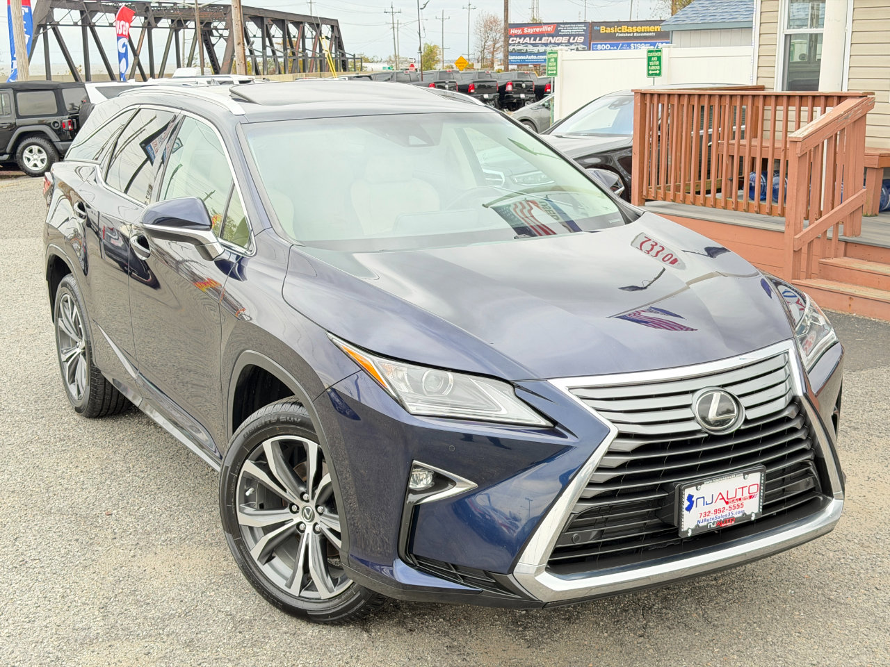 Used 2018 Lexus RX 350L Luxury image 2