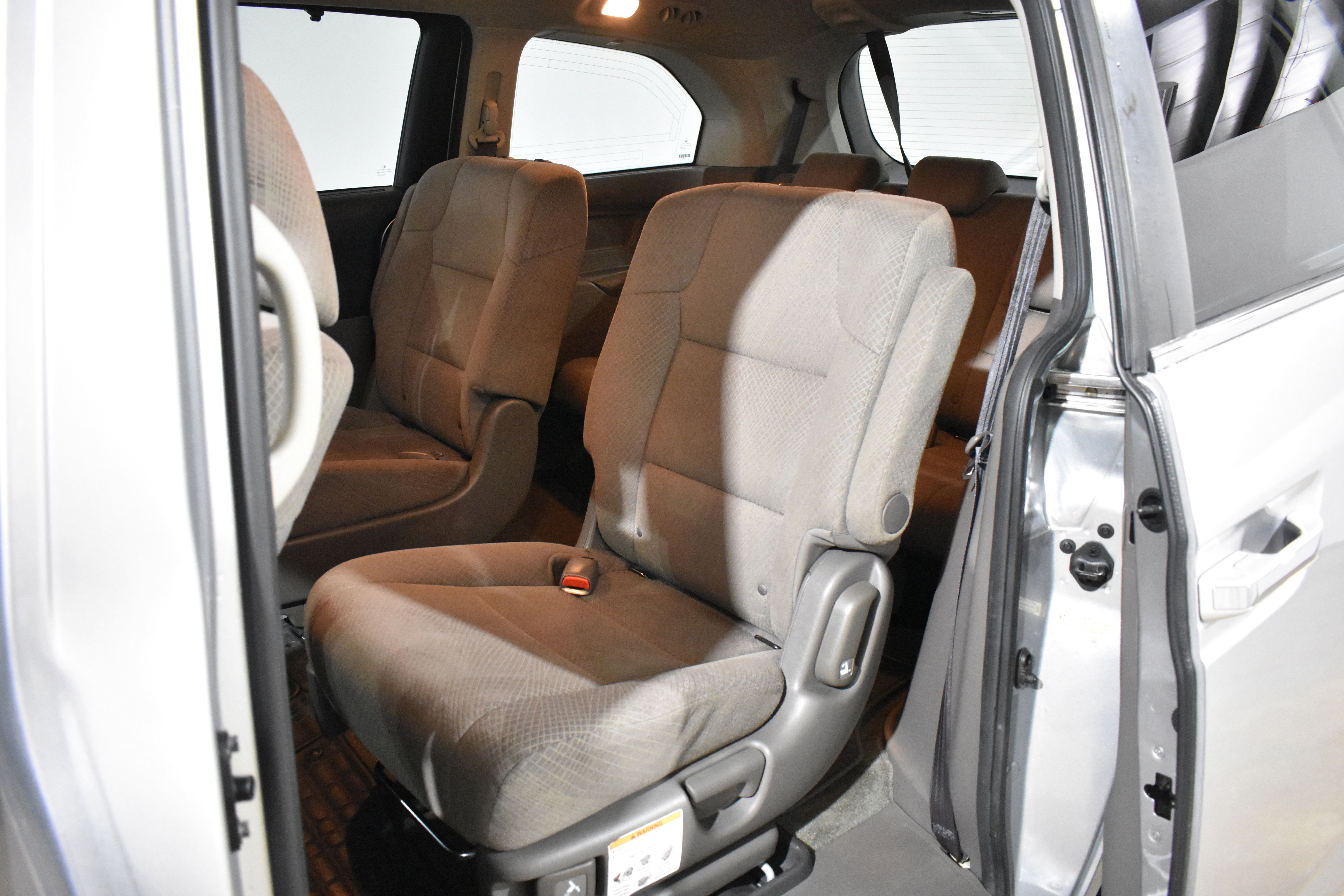 Used 2015 Honda Odyssey EX image 27