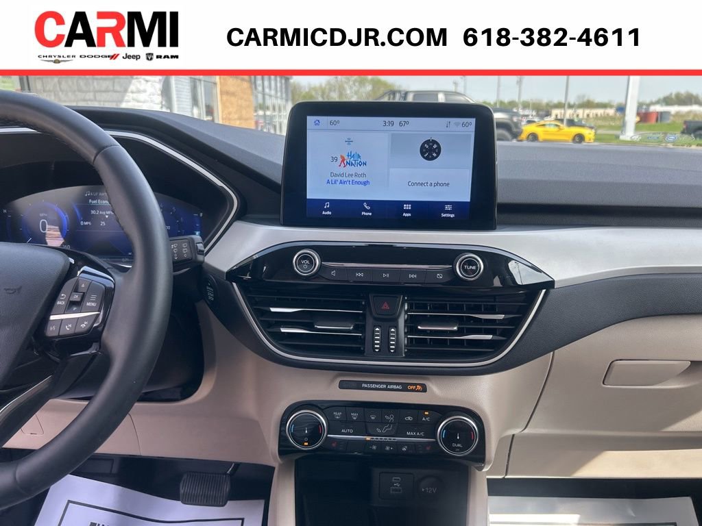 Used 2022 Ford Escape SEL w/ Technology Package image 22