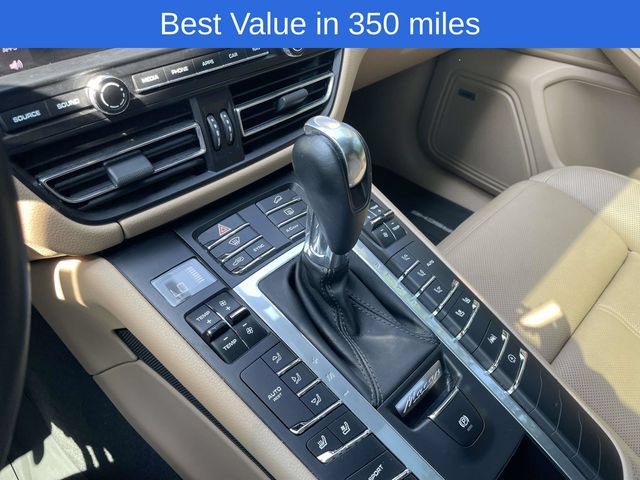 Used 2020 Porsche Macan AWD/4WD image 35