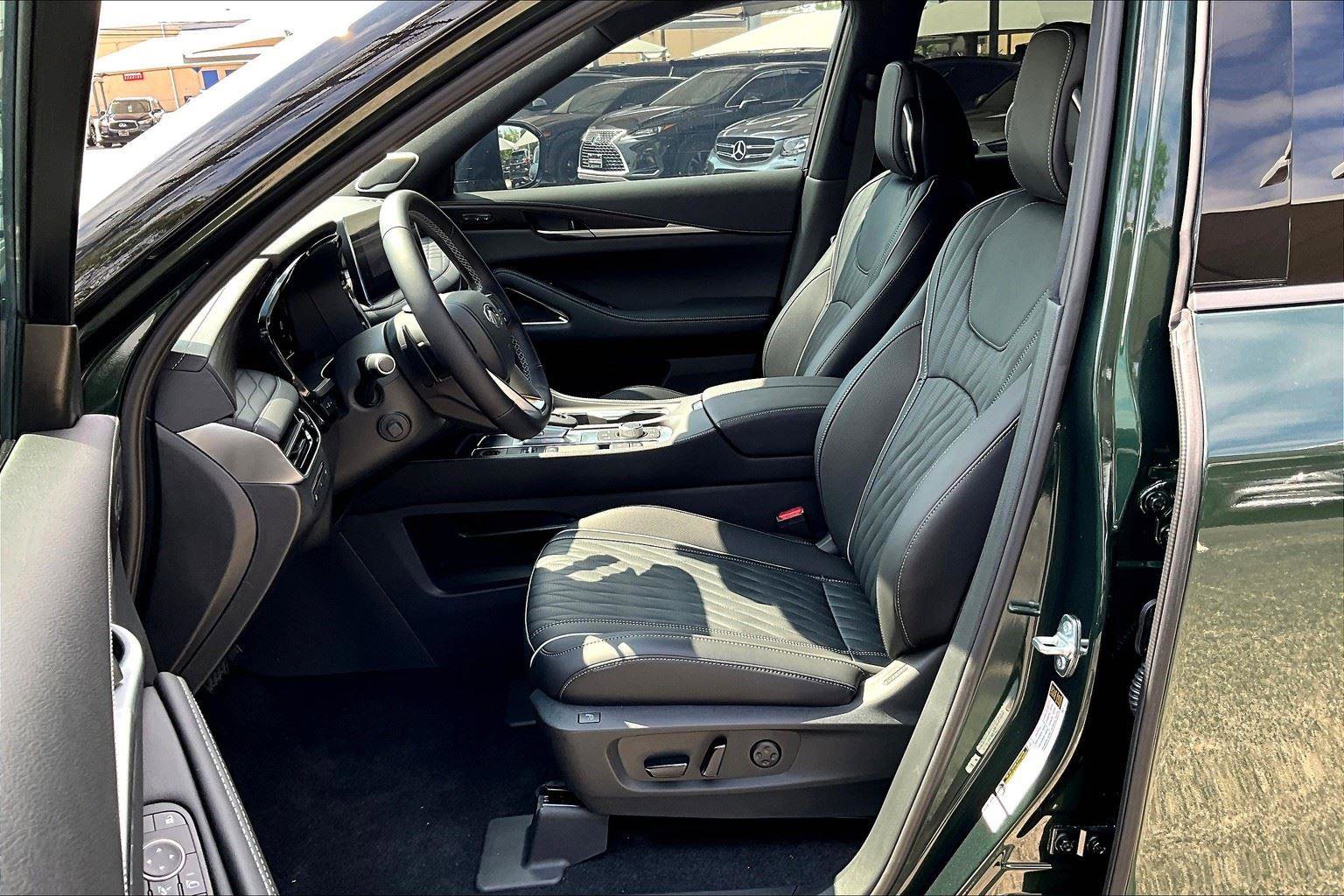 New 2026 INFINITI QX60 Autograph image 12