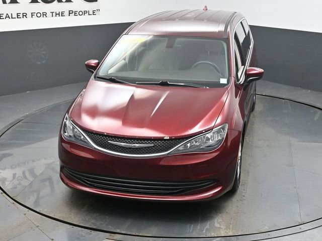Used 2017 Chrysler Pacifica Touring w/ Tire & Wheel Group image 45