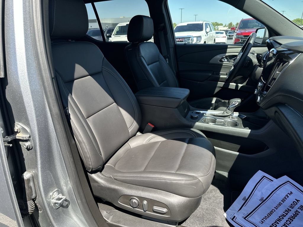 Used 2024 GMC Terrain SLE w/ Driver Convenience Package FWD image 58