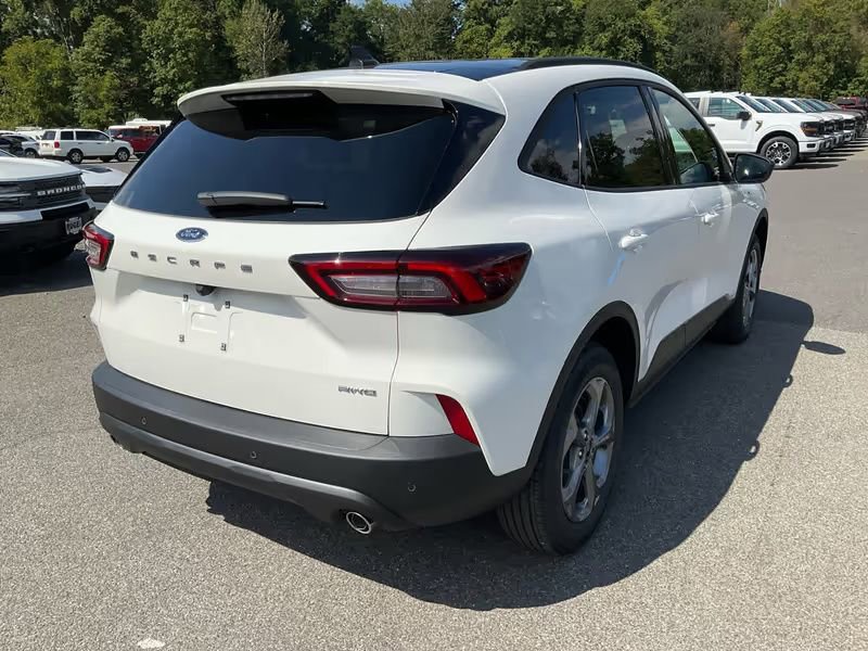 New 2026 Ford Escape ST-Line image 2
