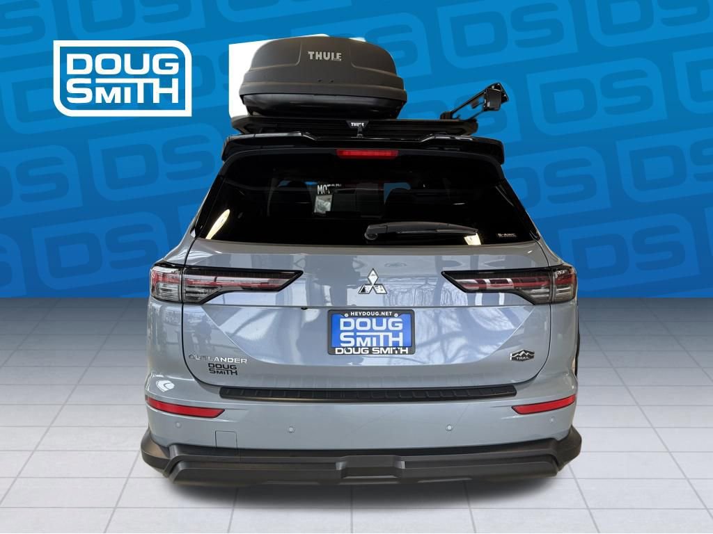 New 2026 Mitsubishi Outlander Trail Edition image 3
