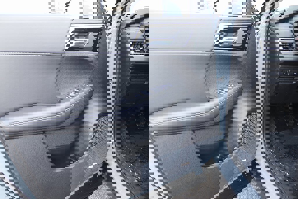 New 2026 Mitsubishi Outlander SE image 22